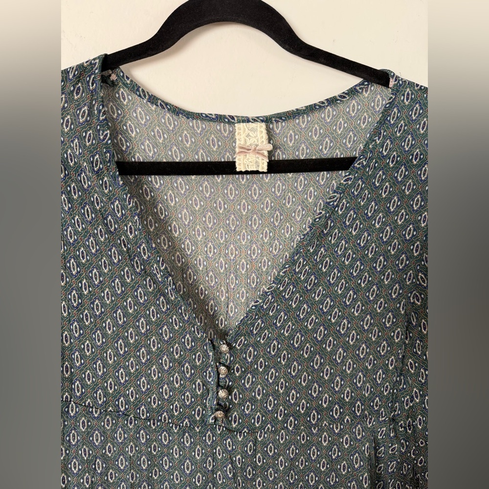 Vintage Y2K Sheer Asymmetrical Flowy Boho Printtd Top - Picture 3 of 14